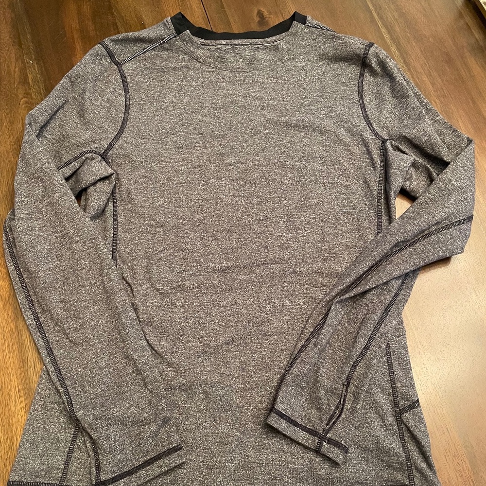 LULU LEMON- long sleeved grey shirt